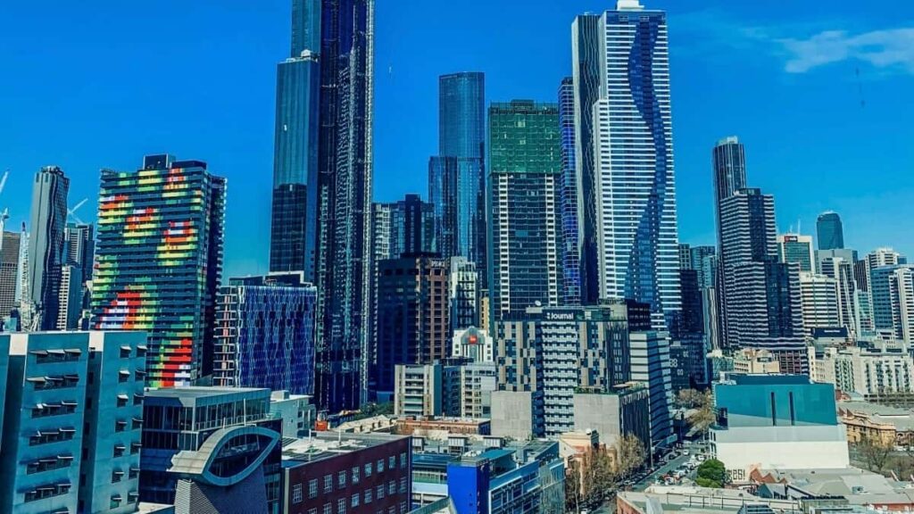 2025 год как найти сотрудничество с брендами Германии в Instagram
