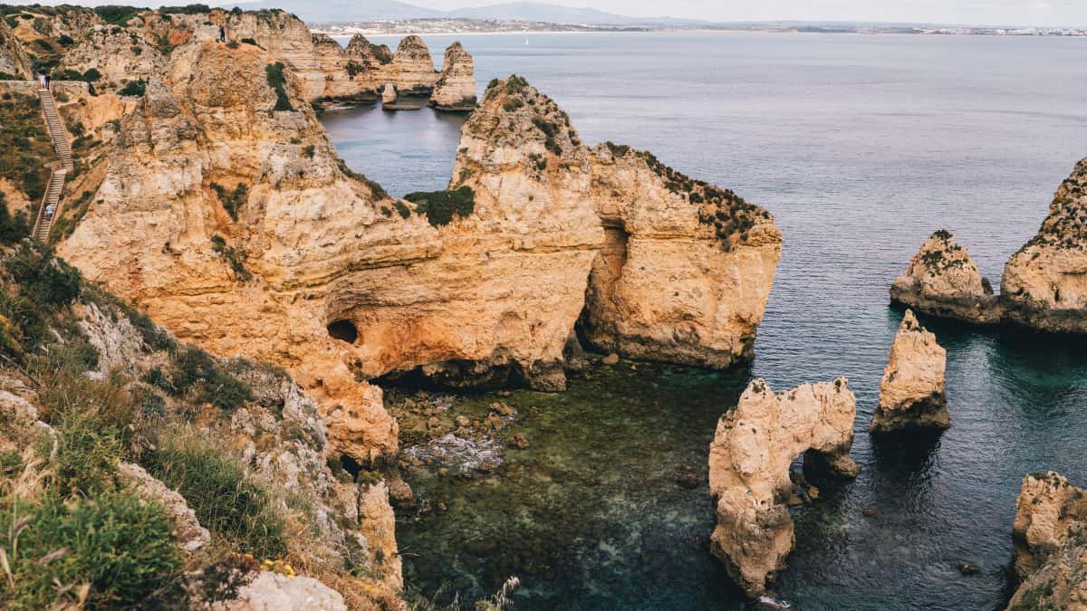 Как связаться с ирландскими брендами в Viber для wellness-кампаний